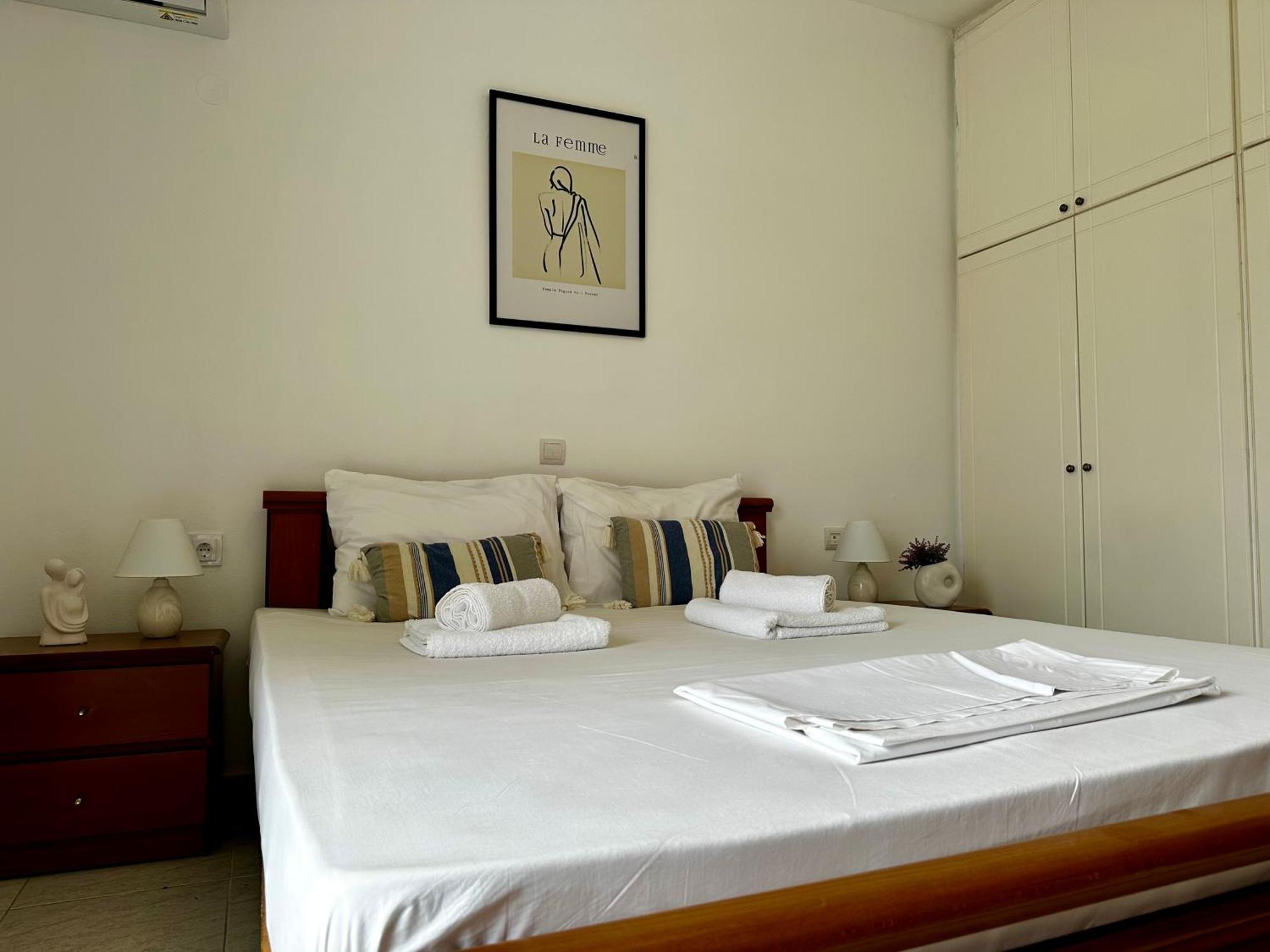 Central, Sunny & Spacious Apartment, In Kos, "1" Exterior photo